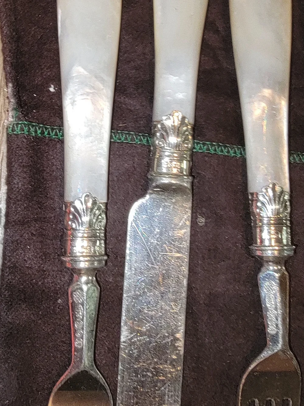Antique WH& S.A ENGLAND MADE  Mother-of-Pearl Handle Knife and Fork Set OF 6